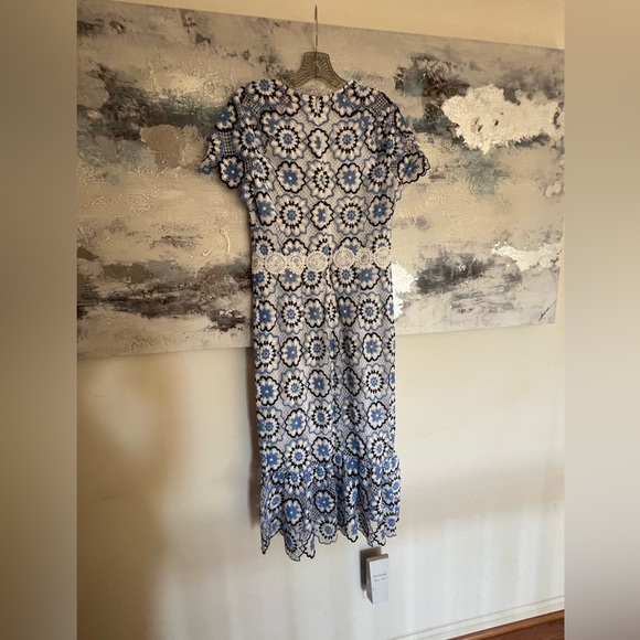 S O L D.   ML MONIQUE LHUILLIER
Multi Colored Lace Cocktail Dress 10 - Picture 9 of 11